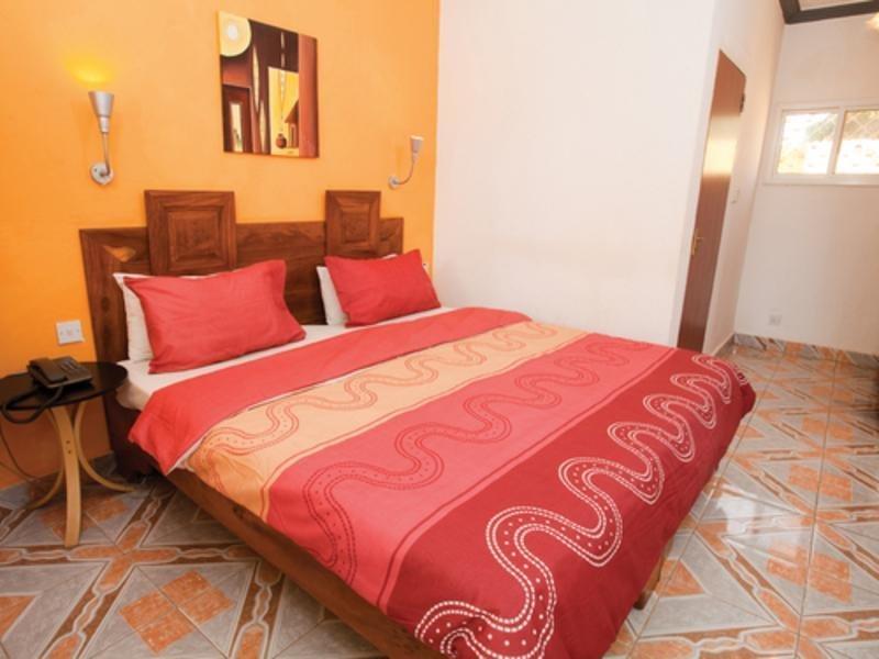 Sarges Hotel Serrekunda Εξωτερικό φωτογραφία